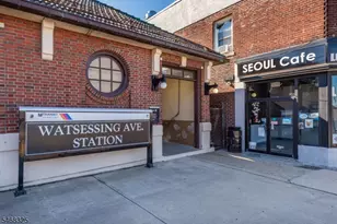 19 Arch St, Bloomfield, NJ 07003 - Photo 40