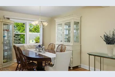 15 Roselle Ave, Cranford Township, NJ 07016 - Photo 10