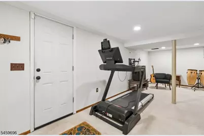 83 Edgewood Ave, West Orange Township, NJ 07052 - Photo 38