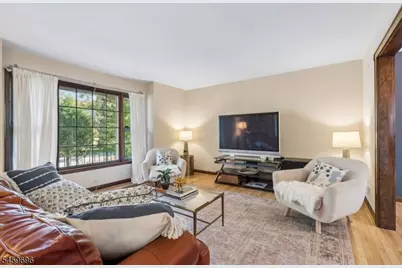 83 Edgewood Ave, West Orange Township, NJ 07052 - Photo 12