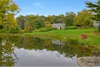 39 Still Hollow Rd, Tewksbury Township, NJ 08833 - Photo 16