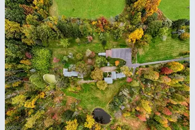 39 Still Hollow Rd, Tewksbury Township, NJ 08833 - Photo 4
