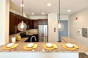 130 South St Apt, Newark, NJ 07114 - Photo 2