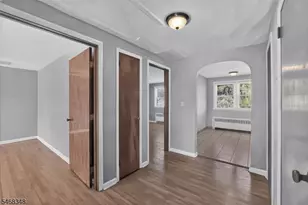 17 Kossuth St, Wallington, NJ 07057 - Photo 10