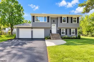 160 Stratton St, Piscataway Township, NJ 08854 - Photo 1