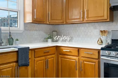 16 E Kinney St, Newark, NJ 07102 - Photo 6