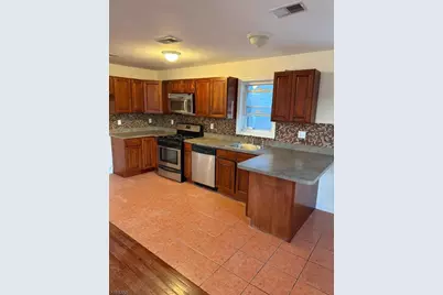 71 Hammond Ave, Passaic, NJ 07055 - Photo 2