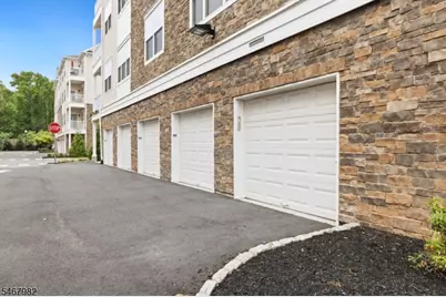 644 Lorhan Drive, Piscataway Township, NJ 08854 - Photo 32