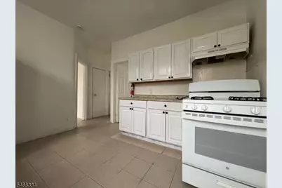 60 4th St #2, Elizabeth, NJ 07206 - Photo 4