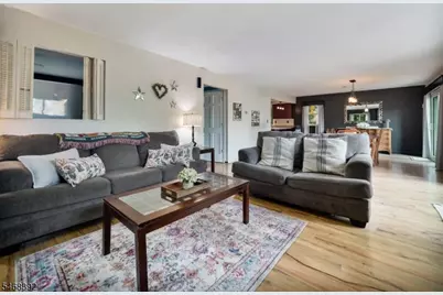 130 Glenside Trl, Byram Township, NJ 07871 - Photo 16