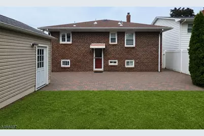 16 Jackson Ave, South Hackensack Township, NJ 07606 - Photo 2