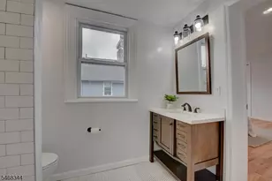 111 N Fullerton Ave, Montclair, NJ 07042 - Photo 10