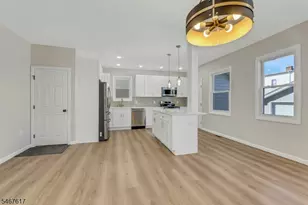 239 Ellery Ave, Newark, NJ 07106 - Photo 10