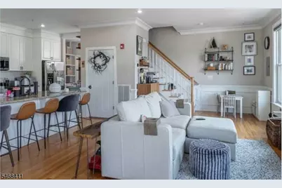 368 Paterson Ave #Left, East Rutherford, NJ 07073 - Photo 4