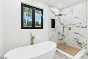 376 Division St, Sayreville, NJ 08879 - Photo 22