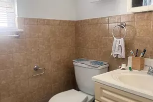 243 N 19th St, East Orange, NJ 07017 - Photo 24