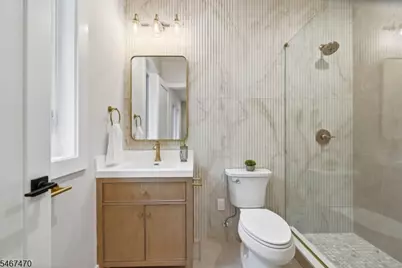 50 W Hobart Gap Rd, Livingston, NJ 07039 - Photo 14