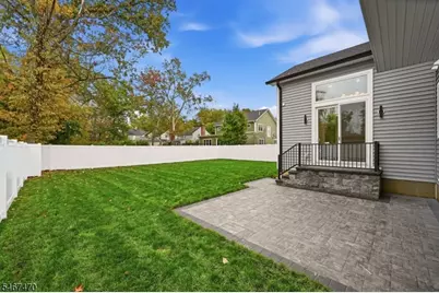 50 W Hobart Gap Rd, Livingston, NJ 07039 - Photo 30