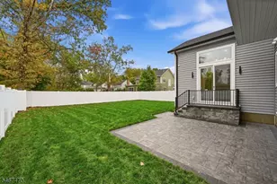 50 W Hobart Gap Rd, Livingston, NJ 07039 - Photo 30
