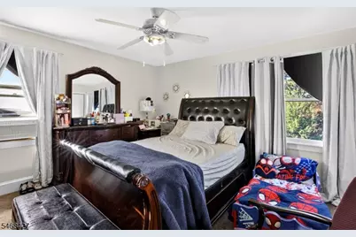 319 Runyon Ave, Middlesex, NJ 08846 - Photo 16