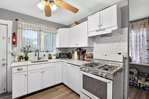 319 Runyon Ave, Middlesex, NJ 08846 - Photo 24