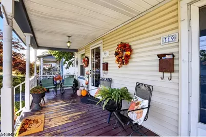 319 Runyon Ave, Middlesex, NJ 08846 - Photo 6