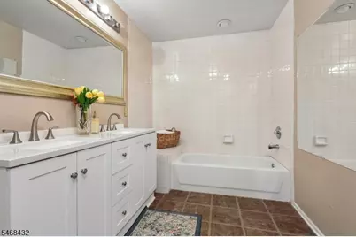 3 Letts Ct, Sayreville Boro, NJ 08872 - Photo 18
