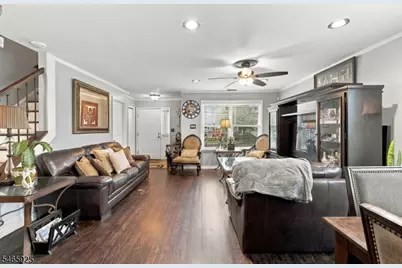 487 S 13th St, Newark, NJ 07103 - Photo 8