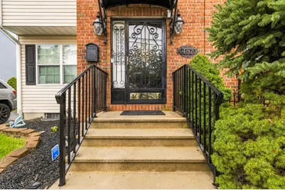 487 S 13th St, Newark, NJ 07103 - Photo 4