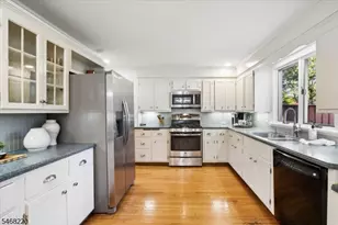 74 Woodland Rd, Madison, NJ 07940 - Photo 10