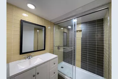 59 Trinity St #D, Newton, NJ 07860 - Photo 2