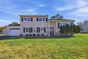 7 Winthrop Rd, Franklin Township, NJ 08873 - Photo 1