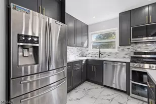 7 Winthrop Rd, Franklin Township, NJ 08873 - Photo 14