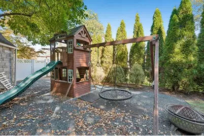 68 Crescent Pl, Millburn, NJ 07078 - Photo 48