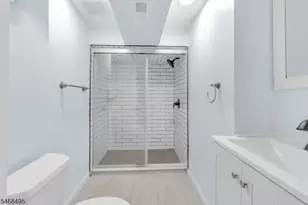 110 S Devine, Newark, NJ 07106 - Photo 2