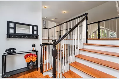 68 E Lake Rd, Kinnelon, NJ 07405 - Photo 8
