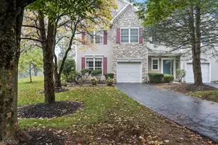 61 Dorchester Dr, Bernards Township, NJ 07920 - Photo 1
