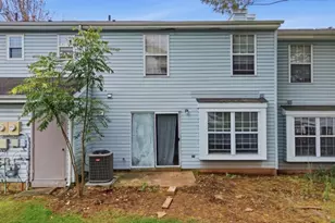 268 Edgeware Ct, Franklin Township, NJ 08873 - Photo 38