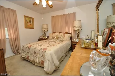 241 Henley Ave, New Milford, NJ 07646 - Photo 26