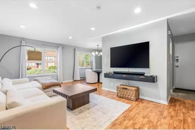 100 Pierson Miller #F32, Pompton Lakes, NJ 07442 - Photo 4