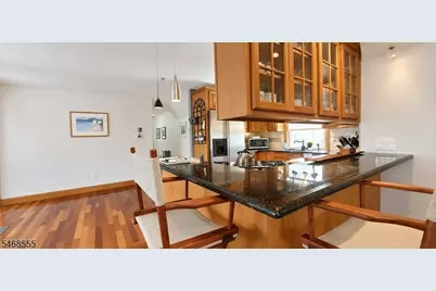 1030 South Ave #3, Westfield, NJ 07090 - Photo 6