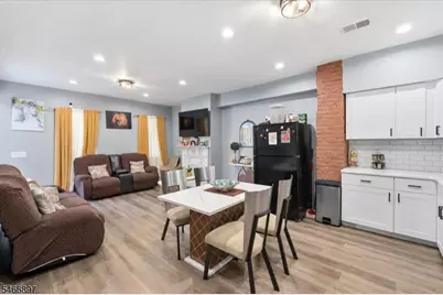 87 E 17th St, Paterson, NJ 07524 - Photo 8