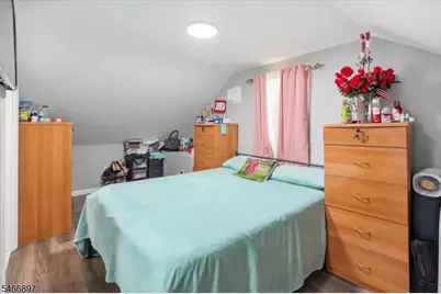 87 E 17th St, Paterson, NJ 07524 - Photo 22
