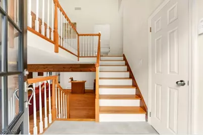 10 Edward Circle, Montville Township, NJ 07045 - Photo 2