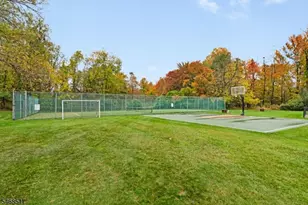 386 Mohegan Cir, Andover Township, NJ 07848 - Photo 16