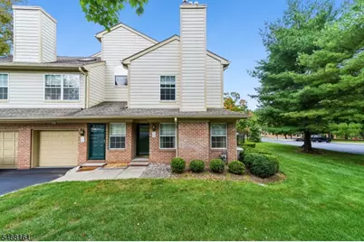 1 Gatehouse Ct, Morris Township, NJ 07960 - Photo 2