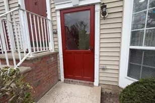 32 Columbus Dr, Franklin Township, NJ 08823 - Photo 4