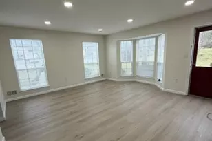 32 Columbus Dr, Franklin Township, NJ 08823 - Photo 8