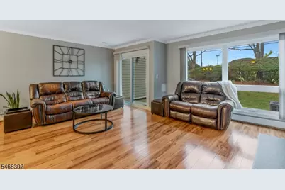 84 Hagerman Ct, Bridgewater Twp., NJ 08807 - Photo 10