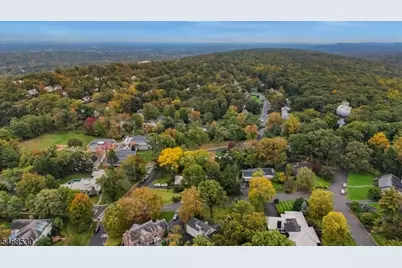 667 Brentwood Dr, South Orange, NJ 07079 - Photo 28